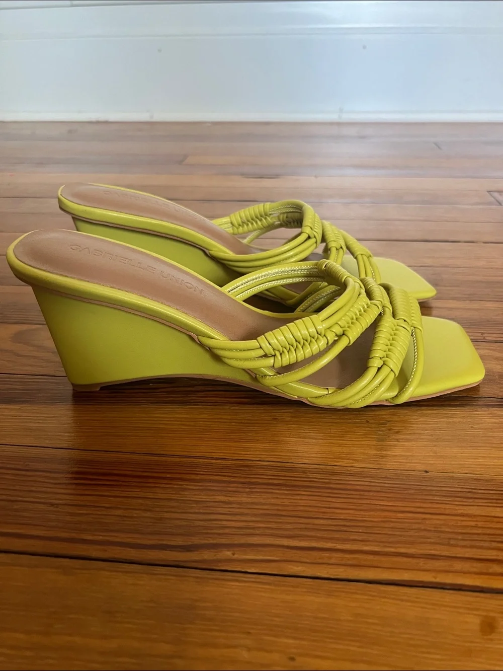 Gabrielle Union Lime Green Braided Wedge Sandals Square Toe Slip On NWOB Size 9